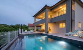 Villa Petra (Risika)