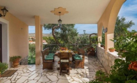 Villa Bravura