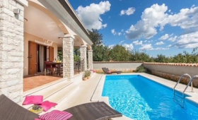Villa Antonela (Divšići)