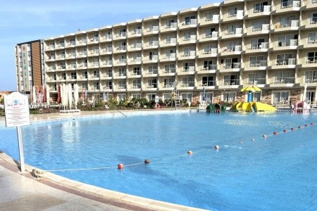 Rewaya Luxury Resort